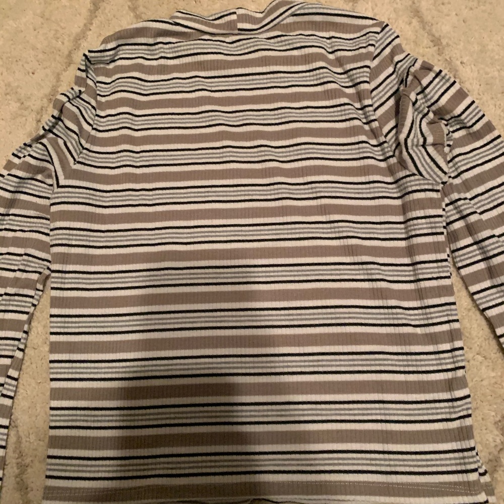 Crop Too Turtle neck - Picture 5 of 8